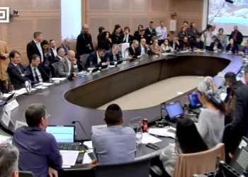 Malgré le débat houleux, les articles de la réforme du système judiciaire ont été approuvés