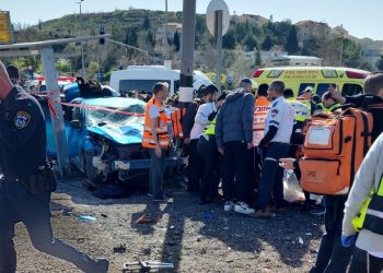 Attentat à la voiture bélier à Jérusalem. 2 morts dont un enfant de 6 ans. Les médias vont dire que ce sont des « colons » ?