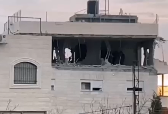 Vlan ! Les FDI ont détruit la maison du terroriste d’Hébron qui a assassiné feu Ronen Hanania