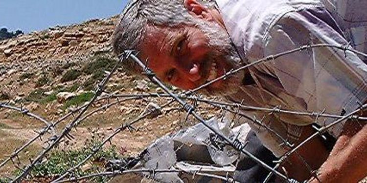 Un rabbin progressiste justifie le meurtre des enfants juifs par les Arabes, et se prend ses quatre vérités sur Twitter