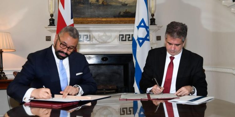 Israël signe une « feuille de route » diplomatique avec la Grande-Bretagne