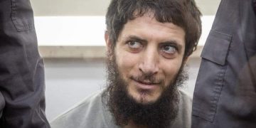 Arafat Arfaiah, le terroriste qui a assassiné Ori Ansbacher, explique pourquoi il souriait pour lors de sa condamnation