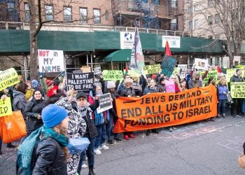 New-York : des juifs de gauche menés par l&rsquo;ONG pro-arabe Jewish Voice for Peace, manifestent contre l&rsquo;aide militaire à Israël