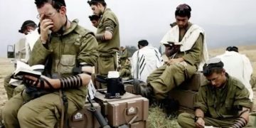 Chaos antidémocratique : Les émeutiers ont franchi les barrières, bloqué l&rsquo;Ayalon et attaqué des policiers