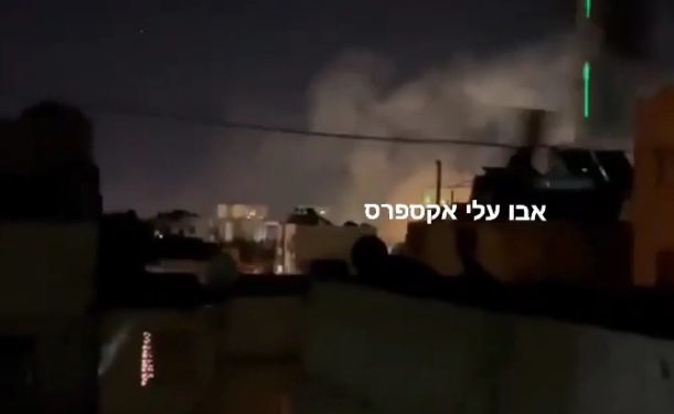 Sources de l’opposition syrienne : Israël a attaqué une « cible mobile » à Damas tôt dans la matinée