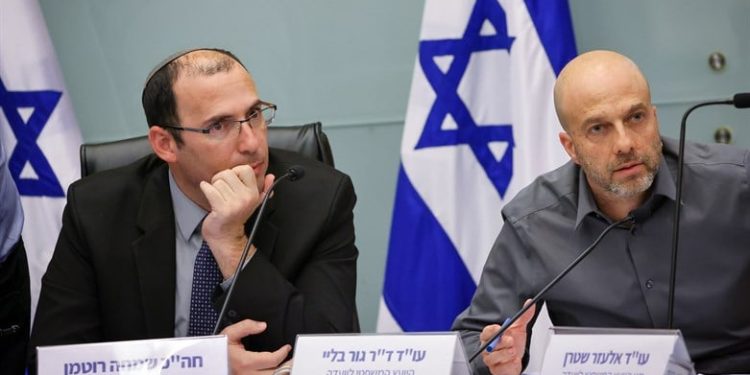 Réforme judiciaire : Rothman a utilisé une procédure légale mais inhabituelle – l’opposition est furieuse