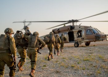 Les équipes au sol des pilotes politisés de Tsahal annoncent refuser le service tant que la réforme judiciaire ne sera annulée