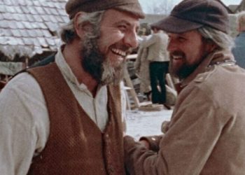 L’acteur israélien Chaim Topol a vécu une double vie : agent du Mossad, il utilisait son statut de VIP pour des missions dans le monde entier