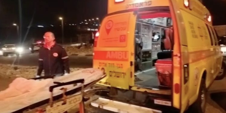 Un soldat des FDI a été blessé lors d’une fusillade sur la place Adam