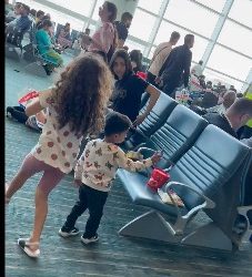 Un Koweïtien a verbalement agressé une Israélienne et ses enfants à l&rsquo;aéroport de Dubaï