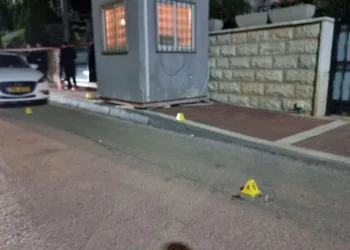 Nouveau crime dans le secteur arabe : tirs devant la maison du maire de Taiba, son agent de sécurité a été abattu