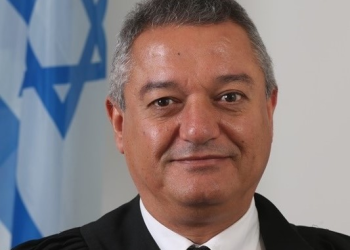 Des dizaines de personnes protestent après qu&rsquo;un juge arabe ait déclaré que le viol s&rsquo;était déroulé « sans violence significative »