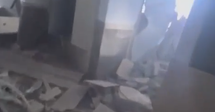 Nouvelle vidéo de l’appartement touché par un missile iranien à Réhovot