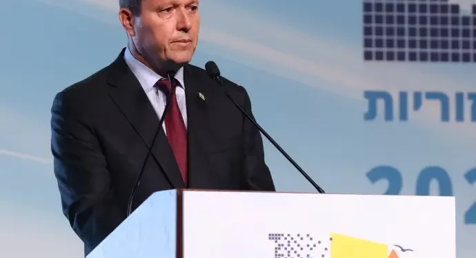 « Pas confiance en elle ». Le ministre de l’Economie Barkat limoge la chef de l’Autorité de la concurrence, qui entrave ses réformes contre la vie chère