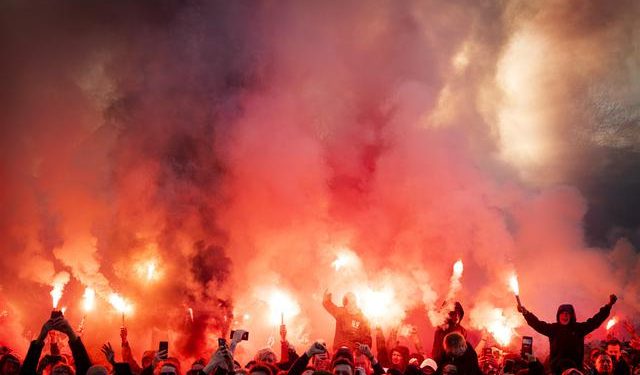 Pays-Bas: 154 supporteurs de football arrêtés pour antisémitisme