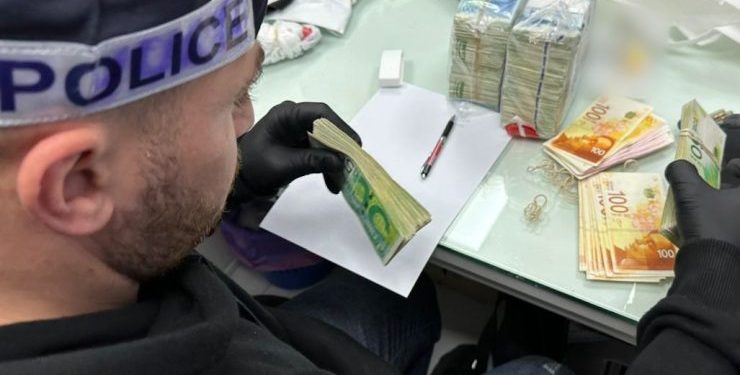 Des procureurs de l’État accusés d’avoir divulgué des informations au crime organisé