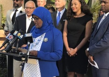 Elle promeut la destruction d’Israël. Elle a été nommée au comité de la diversité du conseil scolaire. Voici Naïma Khan-Ghany