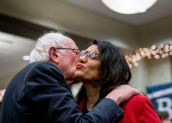 Bernie Sanders, sénateur juif socialiste, sauve la manifestation anti-israélienne de la députée antisémites Rashida Tlaib
