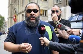 Exclusif : Dieudonné répond aux questions d’Israël24/7, après sa demande de présenter ses excuses au peuple juif devant la Knesset