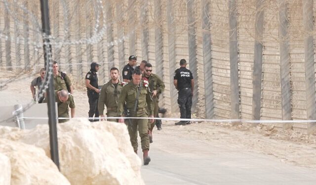 Suite à la mort de trois soldats à la frontière égyptienne, les têtes tombent dans l’armée