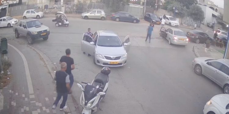 Le carnage dans les rues arabes ne s’arrête pas : samedi soir, deux autres personnes ont été tuées