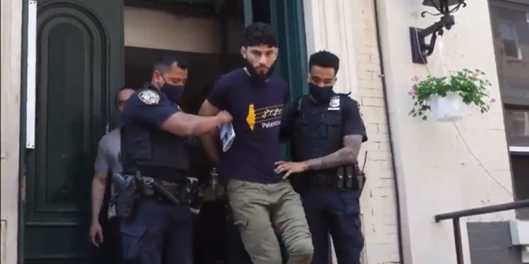 Waseem Awawdeh, l’antisioniste donc antisémite, qui a agressé un juif de New York, condamné à 18 mois de prison