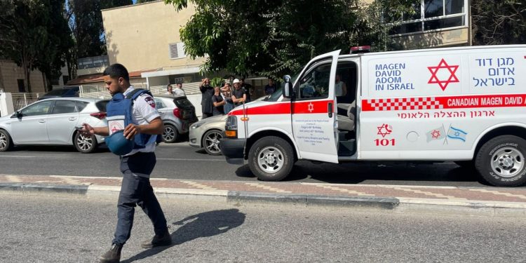 Nouvelle victime dans le milieu de la pègre : un meurtre sous contrat à Haïfa, en pleine journée