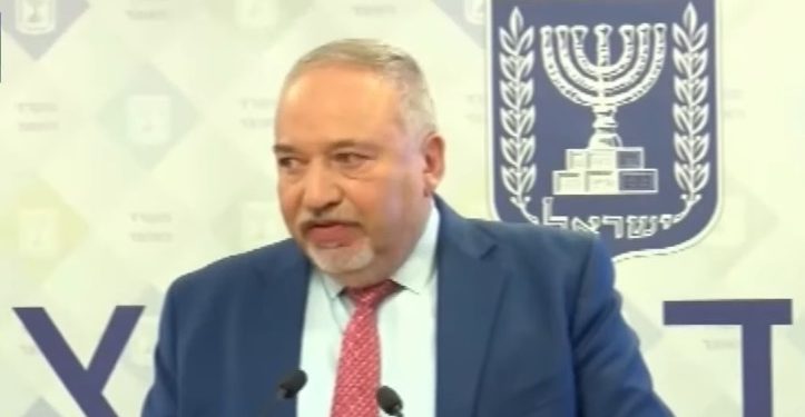 La discussion entre le gouvernement et la conseillère juridique a surpris même la coalition