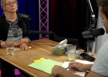 Une analyste allemande diffuse des thèses complotistes et encourage le terrorisme contre les juifs