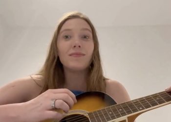 Hitler avait « peut-être raison au sujet des Juifs », chante avec une joie immense une influenceuse