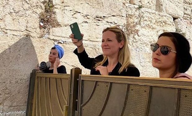 Une journaliste du NY Times s’est plaint de la séparation des sexes au Mur occidental – elle en a pris pour son grade
