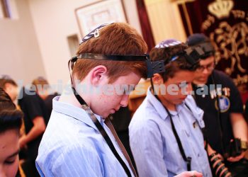 Un homme – qui s&rsquo;est présenté comme nazi – a menacé des élèves juifs avec un couteau dans un bus en Australie