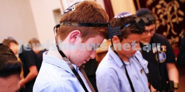 Un homme – qui s&rsquo;est présenté comme nazi – a menacé des élèves juifs avec un couteau dans un bus en Australie