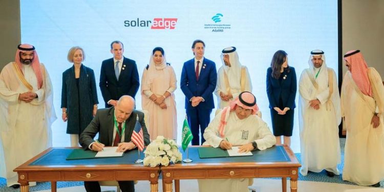 Une entreprise israélienne s’associe avec l’Arabie saoudite dans le domaine des énergies renouvelables