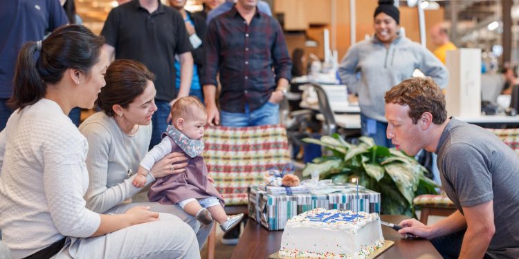 Mark Zuckerberg se rapproche du judaïsme et demande pardon si Facebook « a été utilisé pour diviser les gens »