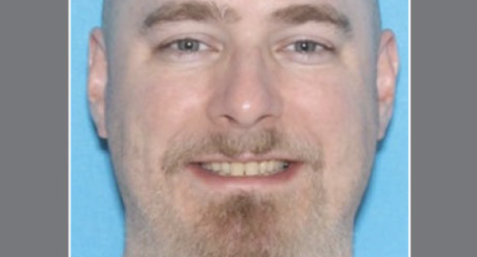 Un néo-nazi admet avoir menacé les témoins et le jury dans le procès de la tuerie de la synagogue Tree of Life