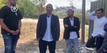 Des policiers déguisés en ultra-orthodoxes arrêtent des résidents arabes dans un bus