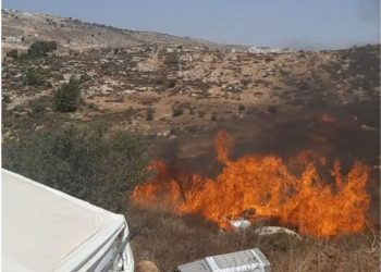 Des émeutiers arabes infiltrent une ville juive près d&rsquo;Hébron