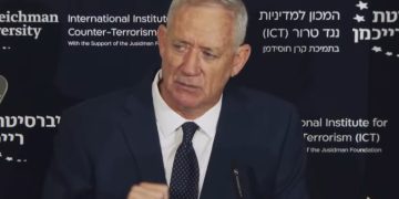 Gallant : « L&rsquo;Iran construit un aéroport terroriste au Liban à 20 km de la frontière israélienne »