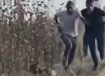 Émeutes à la frontière de Gaza : 6 Arabes tués par leur propre bombe. Boum