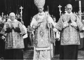 Une lettre inédite révèle que le pape Pie XII était informé du génocide des juifs par un jésuite allemand