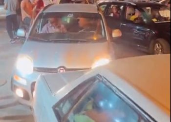 Israël rouvre le point de passage de Gaza pour les travailleurs arabes après l’avoir fermé en raison des attaques