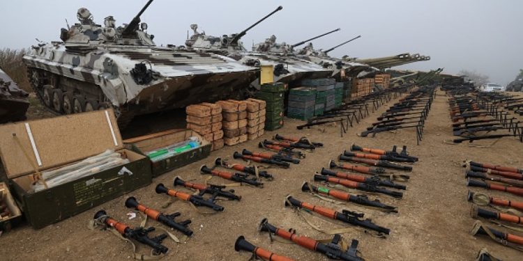 Les Arméniens menacent les juifs de violence : « Les armes israéliennes ont aidé l’Azerbaïdjan à reprendre le Haut-Karabakh »