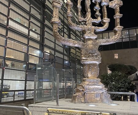 Un ami journaliste m’écrit que « 1300 morts, à l’échelle de la France, cela représente 10.000 morts ». J’explique pourquoi ce calcul est faux