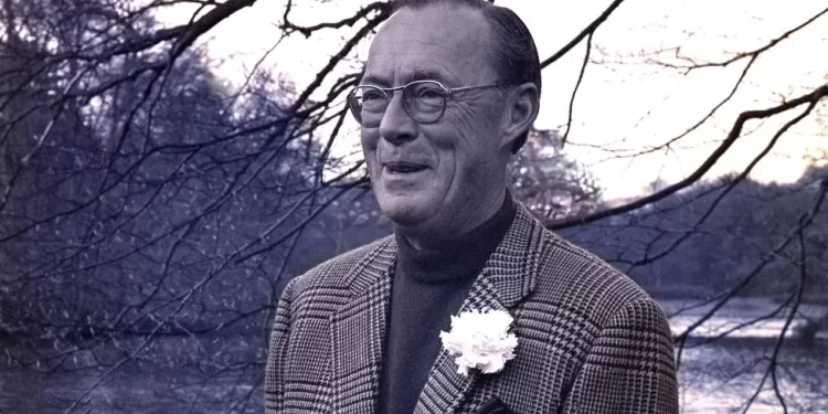 Une carte du parti nazi prouve que le prince des Pays-bas Bernhard était un nazi, et avait adhéré au parti d’Hitler