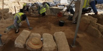 La découverte du cimetière qui fait trembler Gaza