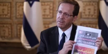 Herzog dans le New York Times : « Tout comme ISIS et Al-Qaïda, le Hamas n’a aucun scrupule à brûler des bébés »