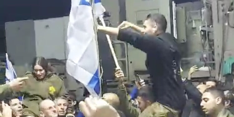 « Ma soirée chez les soldats, près de Gaza »