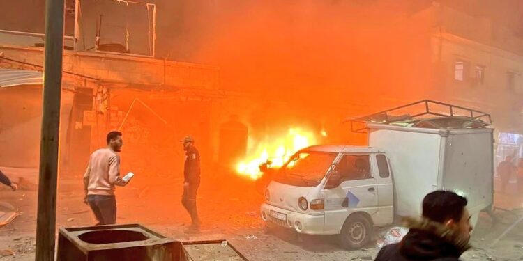 En savoir plus sur les frappes de vendredi sur Alep qui ont tué 36 soldats syriens