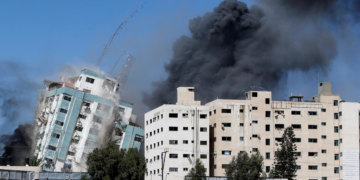 Gaza, avant et après : la plupart des bâtiments sont encore debout